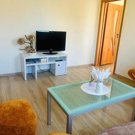 Ezero Apartamentai Šiauliai Exteriör bild
